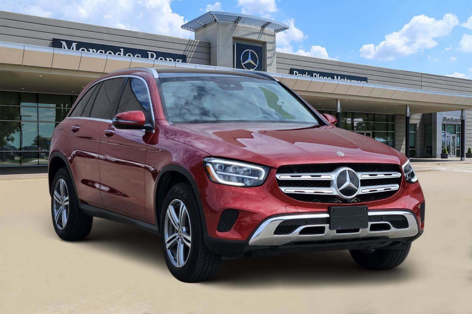 2022 Mercedes Benz GLC 300 photo 2