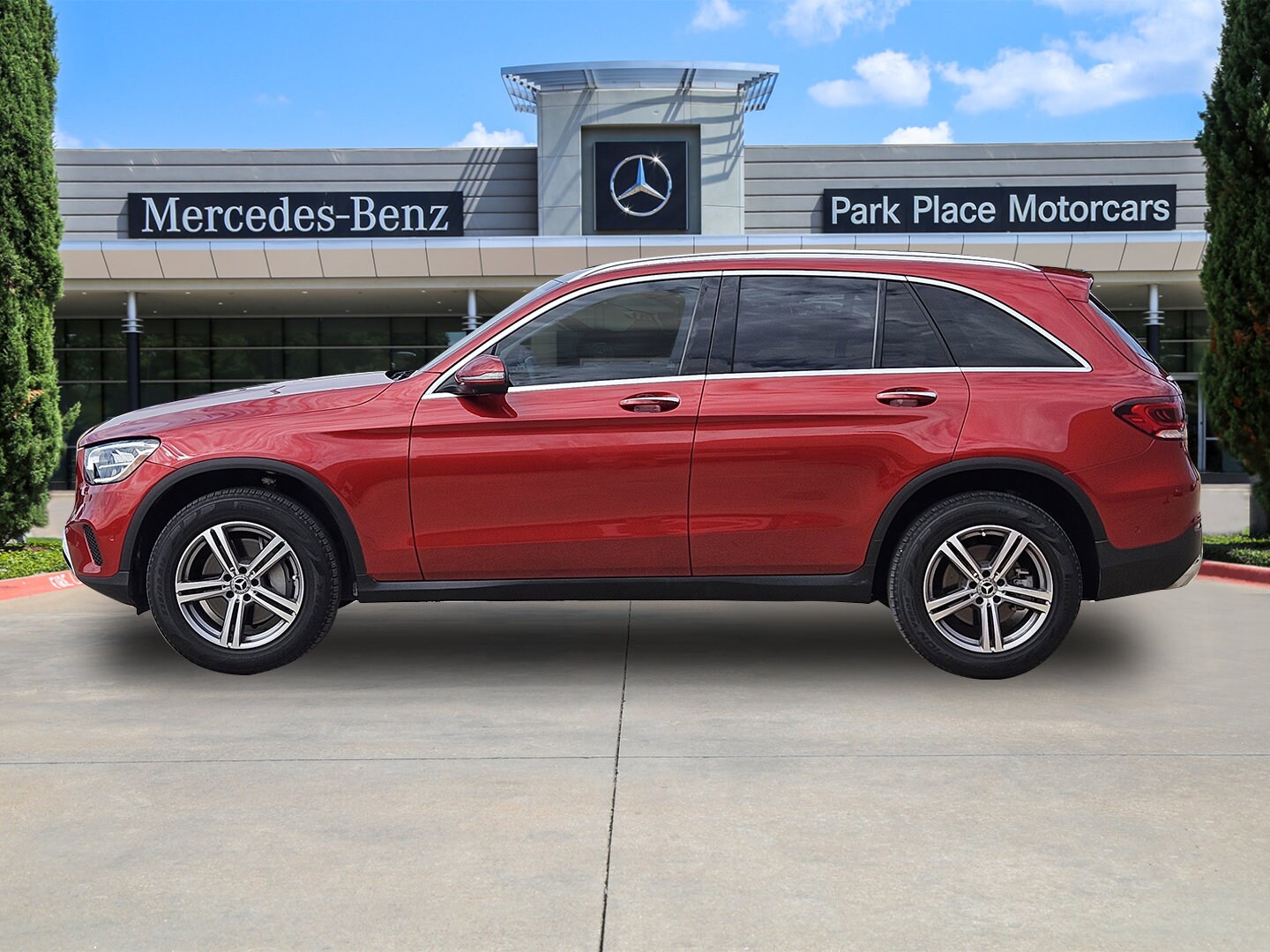 2022 Mercedes Benz GLC 300 photo 3