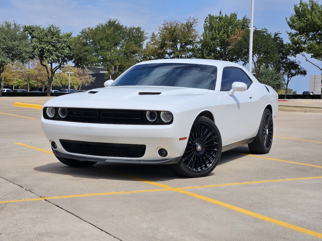 Used 2023 Dodge Challenger SXT Coupe