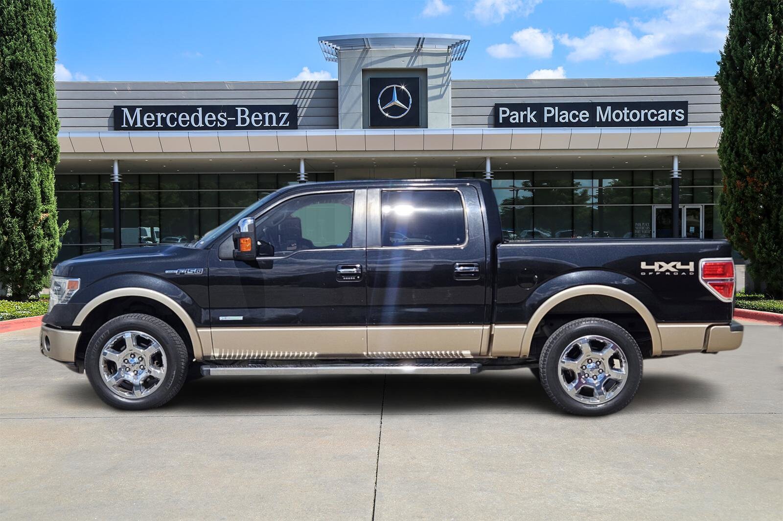 2014 Ford F-150 Lariat photo 2