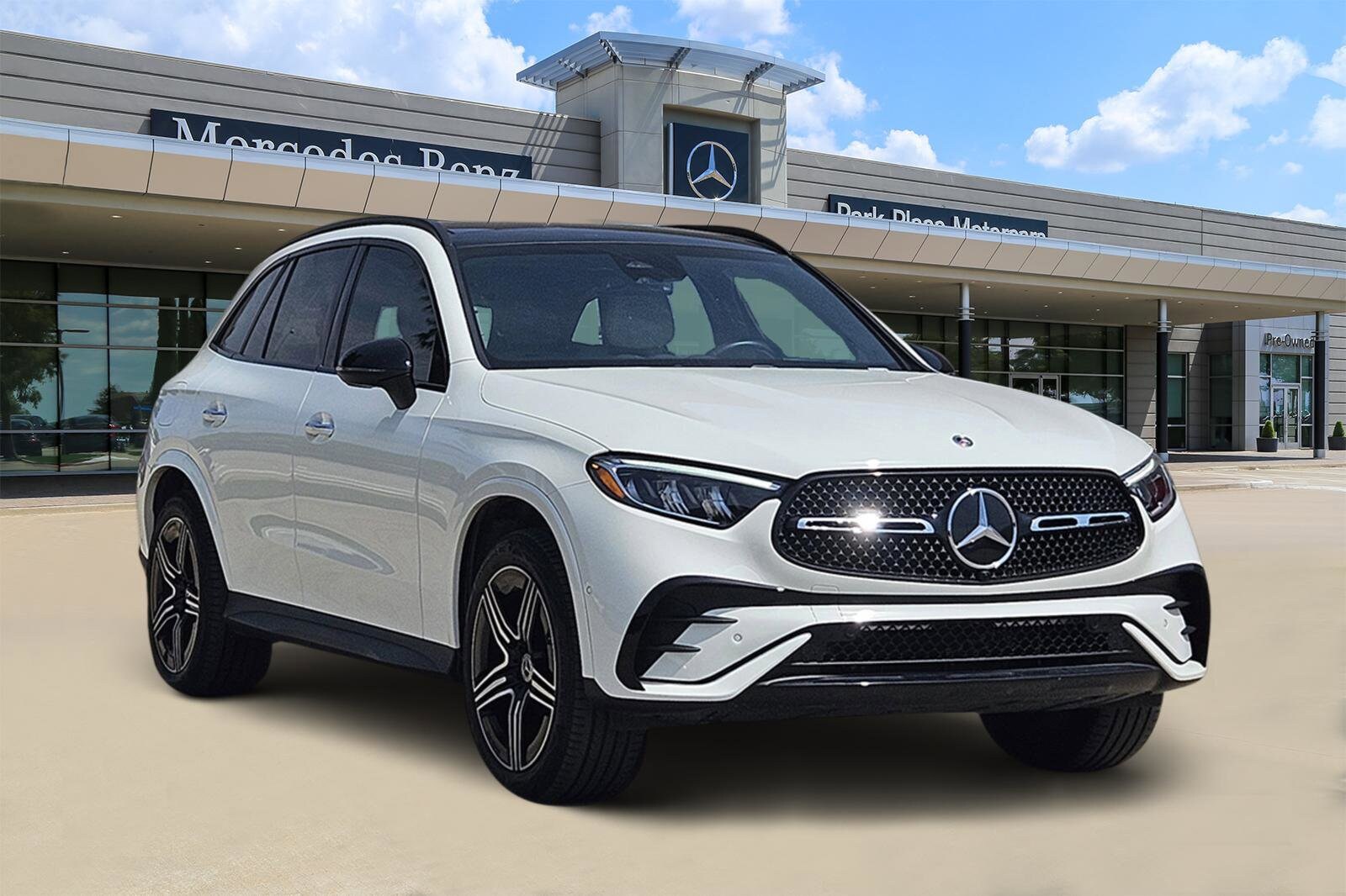 2025 Mercedes Benz GLC 350e photo 2
