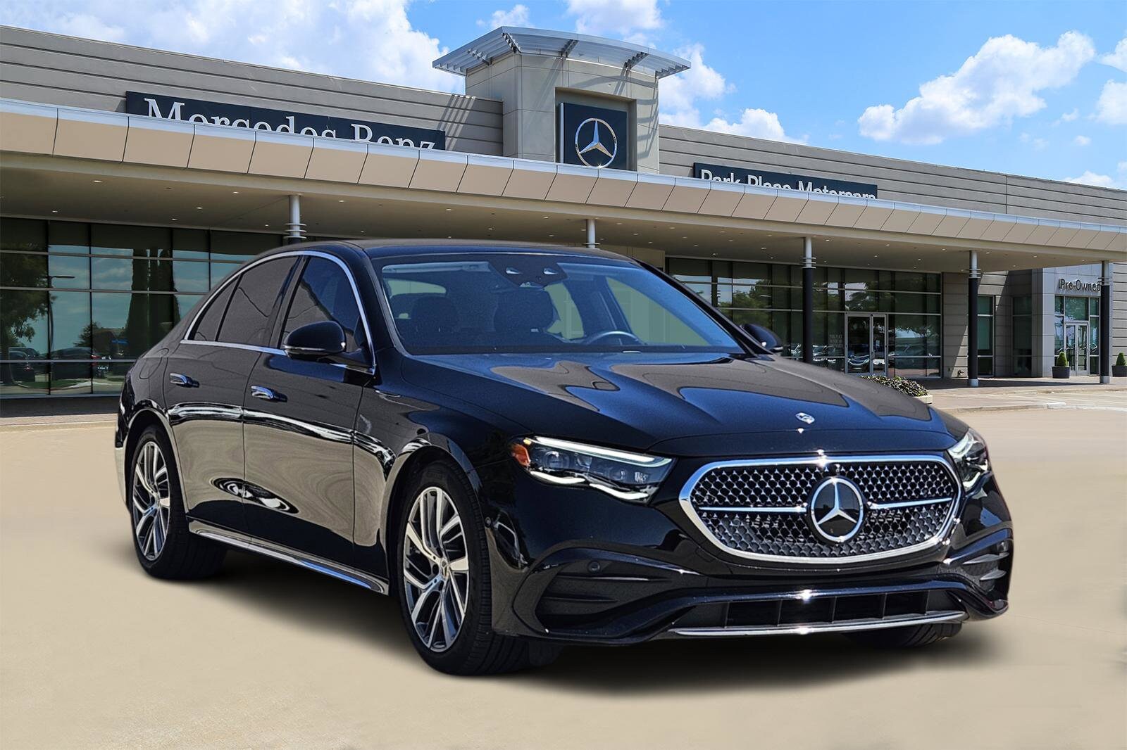 2024 Mercedes Benz E 4MATIC Sedan photo 2