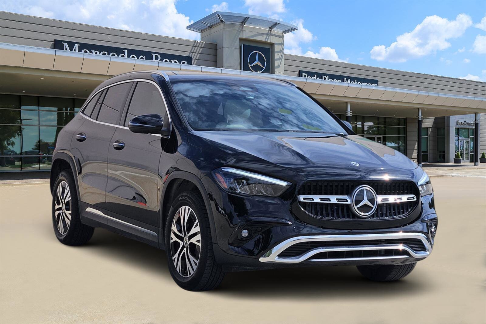 2025 Mercedes Benz GLA 250 photo 2