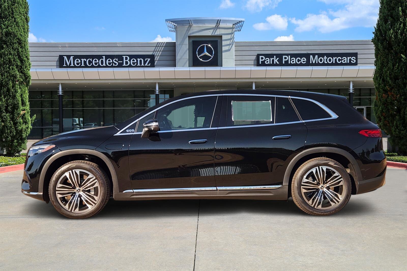 2026 Mercedes Benz 400 450 4MATIC photo 3