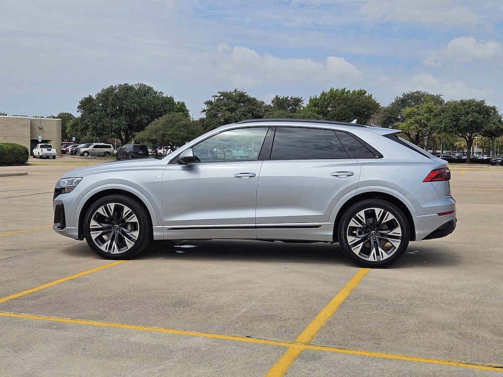 Used 2025 Audi Q8 55 Prestige SUV