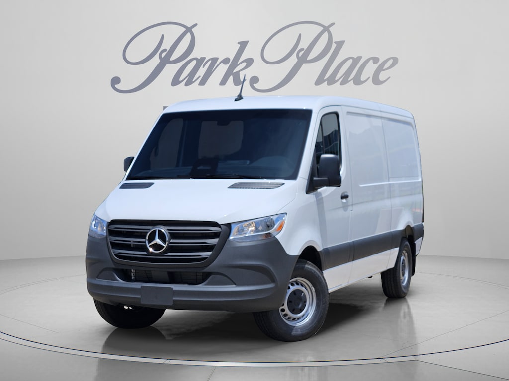 New 2026 Mercedes-Benz Sprinter 2500 Standard Roof 4-Cyl Diesel