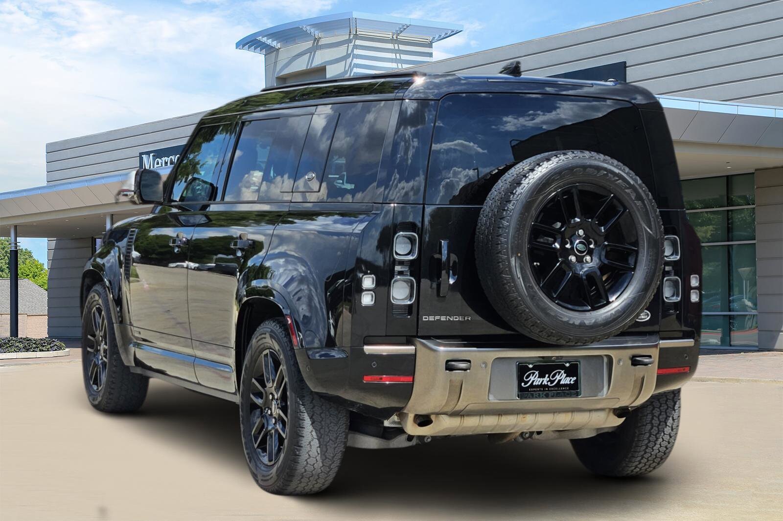 2020 Land Rover Defender 110 X photo 3