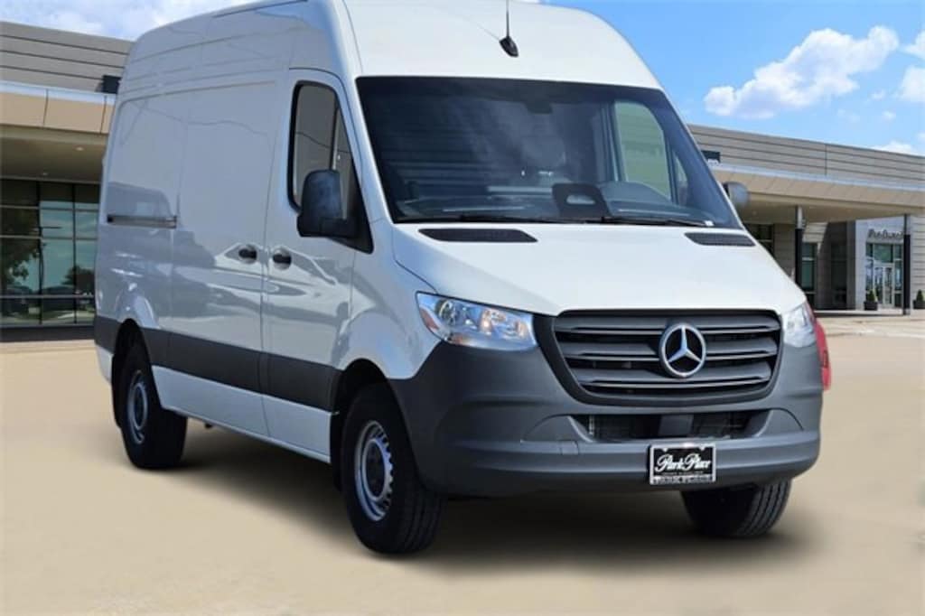New 2025 Mercedes-Benz Sprinter 2500 Standard Roof 4-Cyl Diesel Van Cargo Van