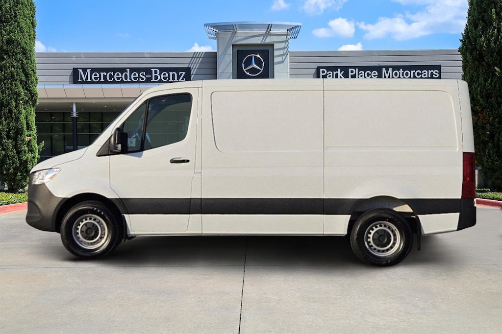 New 2025 Mercedes-Benz Sprinter 2500 Standard Roof 4-Cyl Diesel HO Van Cargo Van