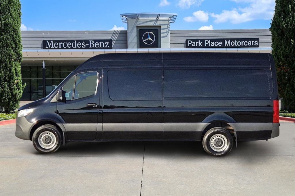 New 2025 Mercedes-Benz Sprinter 2500 High Roof 4-Cyl Diesel HO Van Cargo Van
