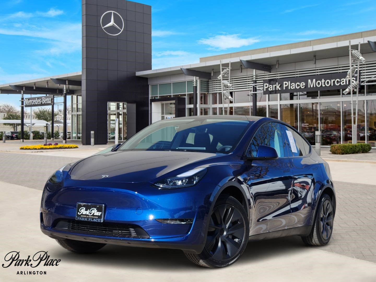 2025 Tesla Model Y Long Range's photo