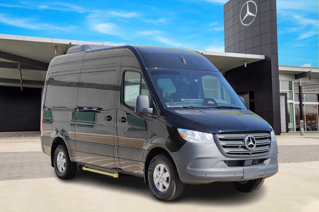 New 2025 Mercedes-Benz Sprinter 2500 Standard Roof 4-Cyl Diesel HO Van Passenger Van