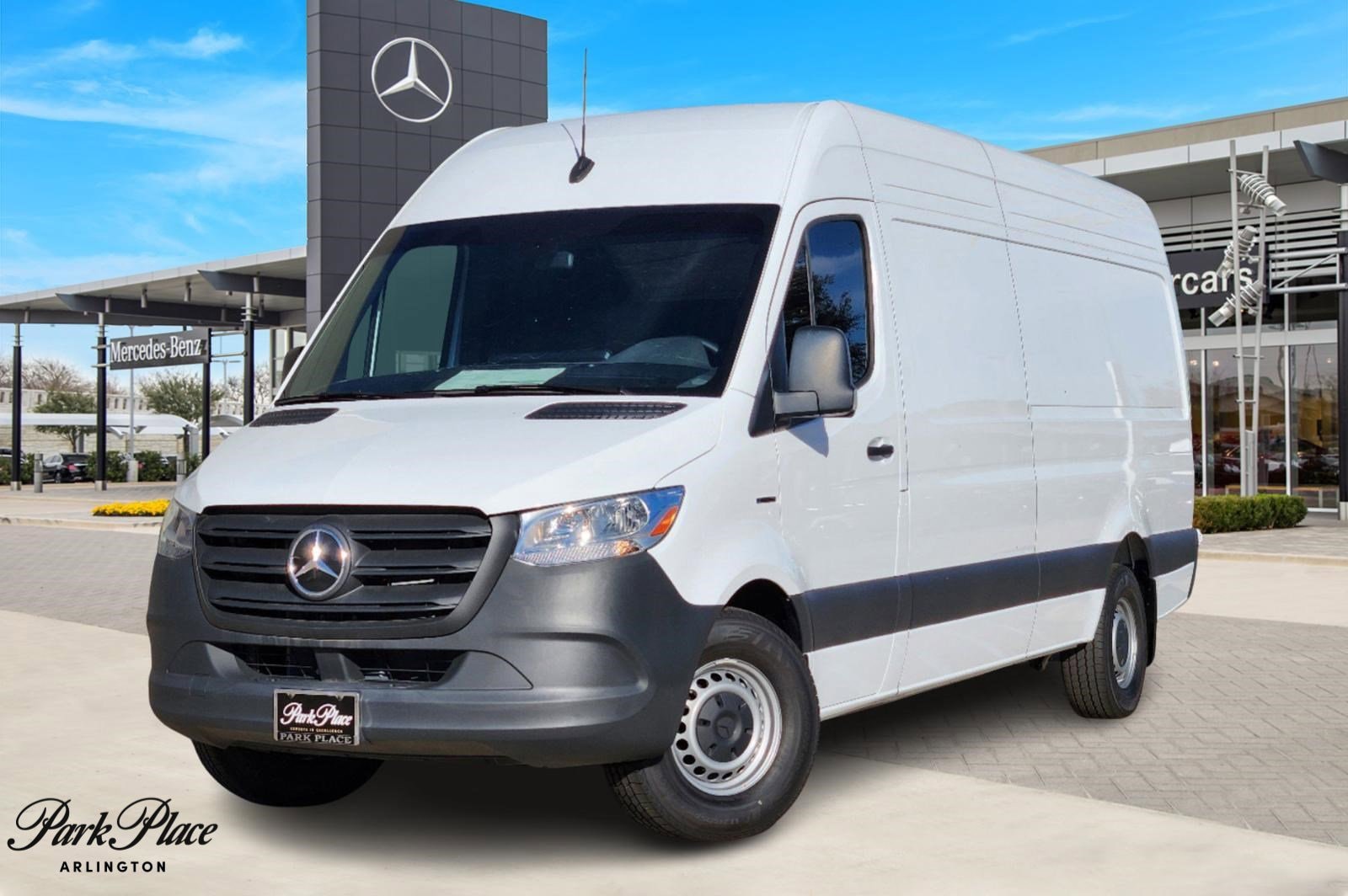 2024 Mercedes-Benz eSprinter Cargo Van Base's photo