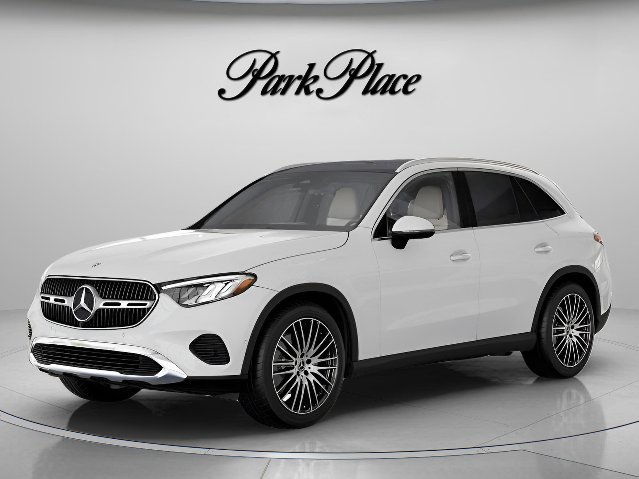 2026 Mercedes-Benz GLC GLC 300's photo