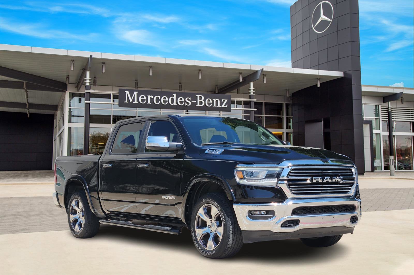 Used 2022 RAM Ram 1500 Pickup Laramie with VIN 1C6SRFJT0NN310662 for sale in Arlington, TX