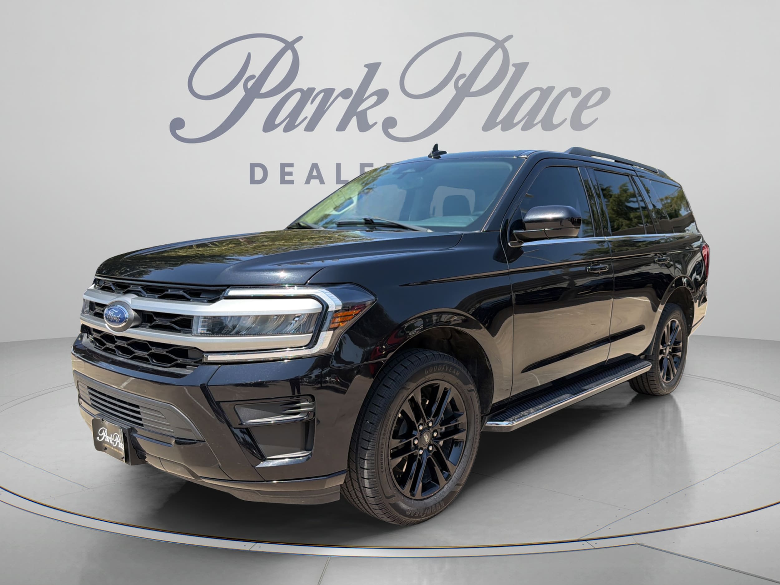 Pre-Owned 2022 Ford Expedition XLT