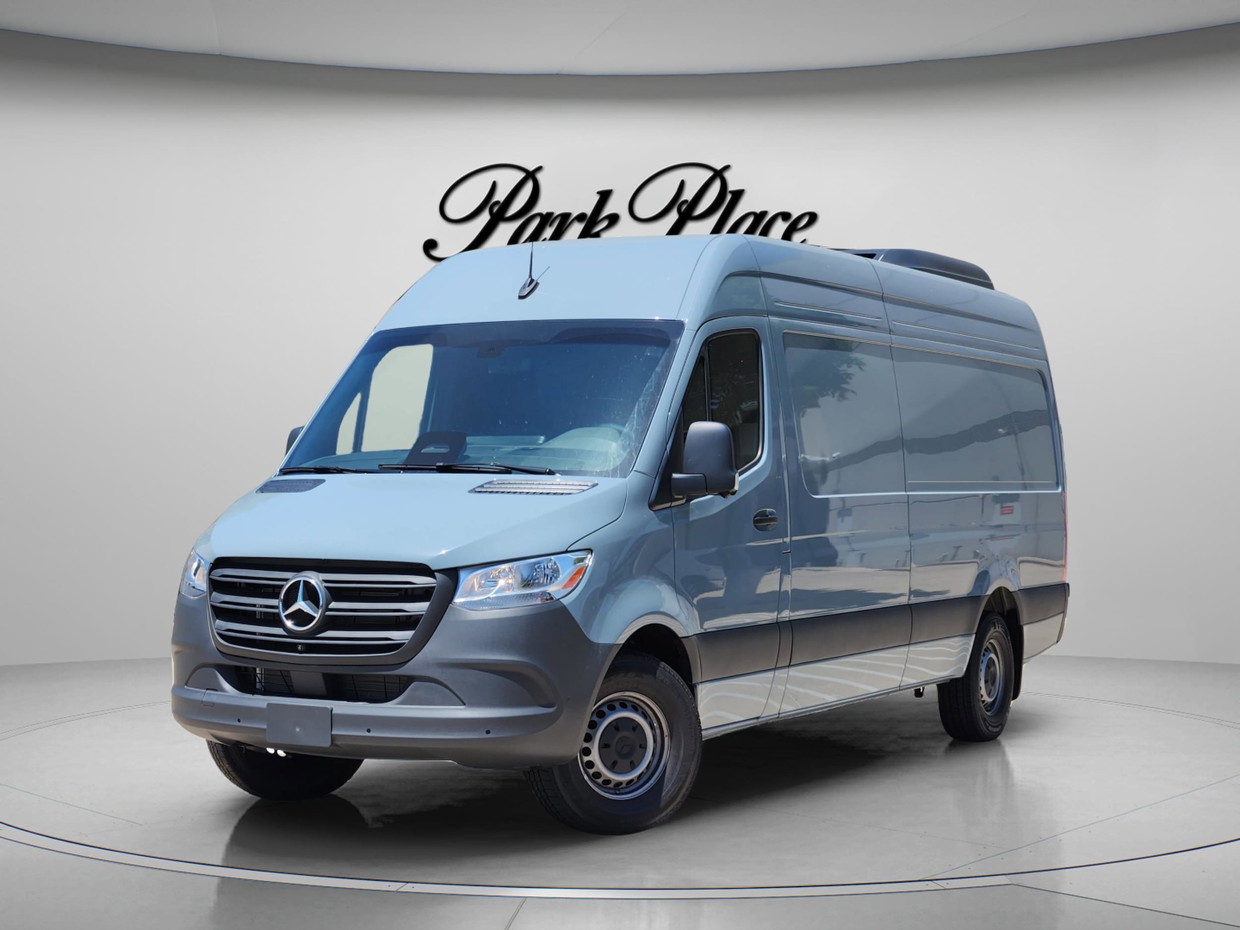 2026 Mercedes-Benz Sprinter 2500 170 WB HO High Roof's photo