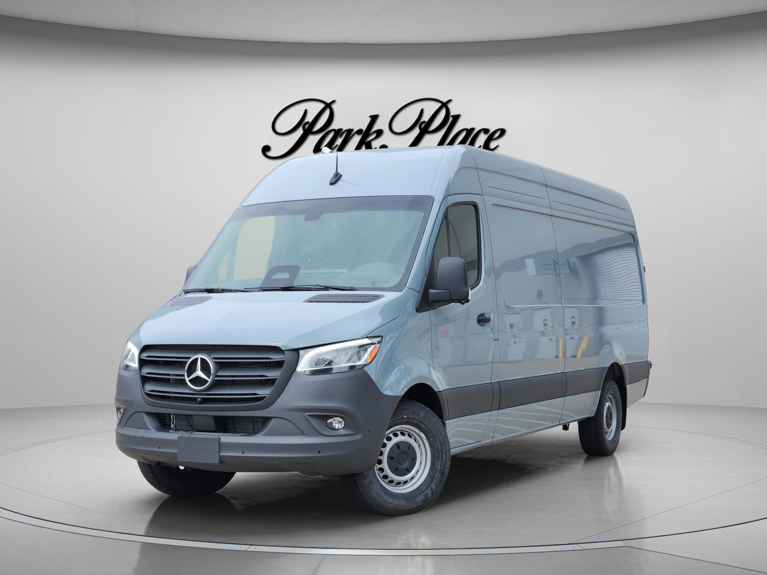 2026 Mercedes-Benz Sprinter 2500 170 WB HO High Roof's photo