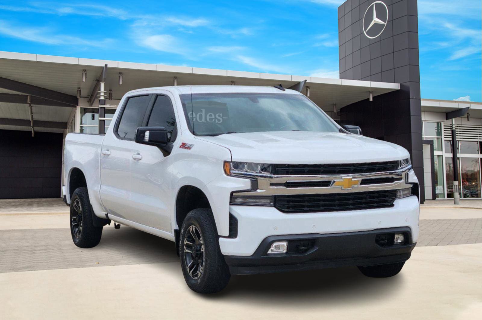 Used 2019 Chevrolet Silverado 1500 RST with VIN 1GCUYEED2KZ118973 for sale in Arlington, TX