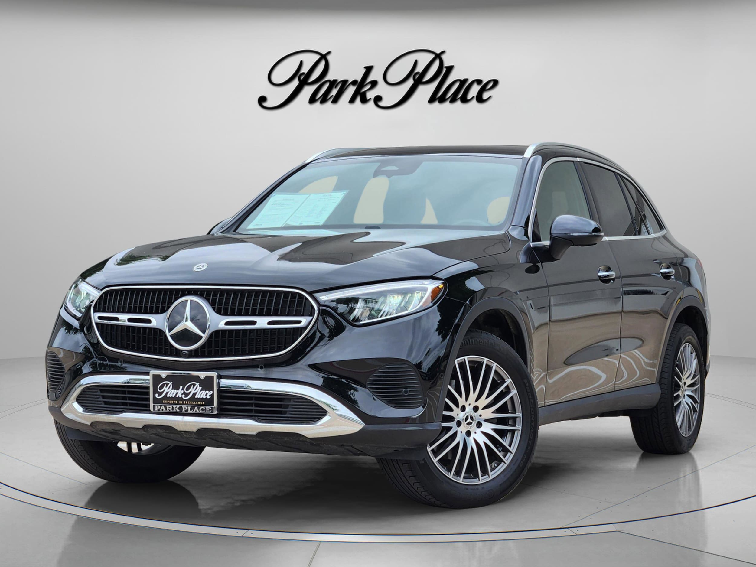 2025 Mercedes-Benz GLC