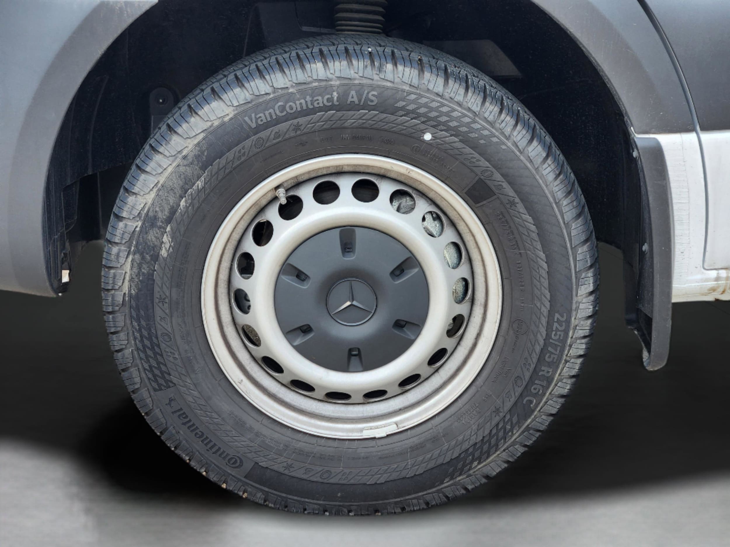 2025 Mercedes-Benz Sprinter Cargo Van Base - Photo 13