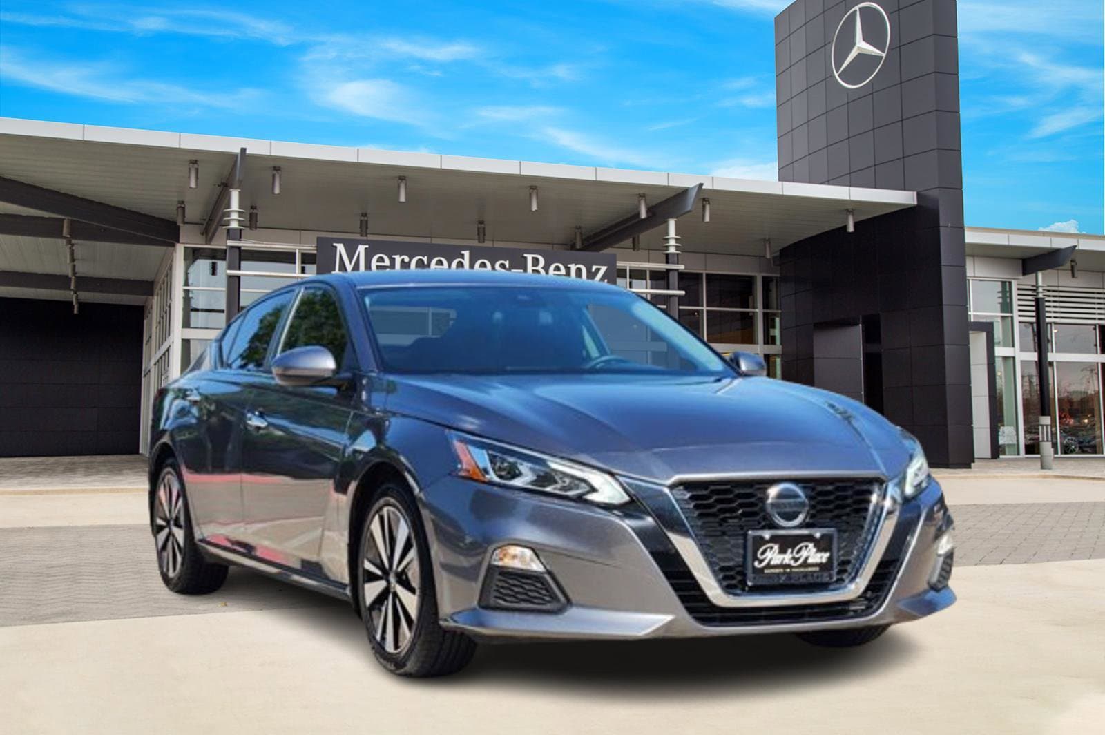 Used 2022 Nissan Altima SV with VIN 1N4BL4DVXNN320746 for sale in Arlington, TX