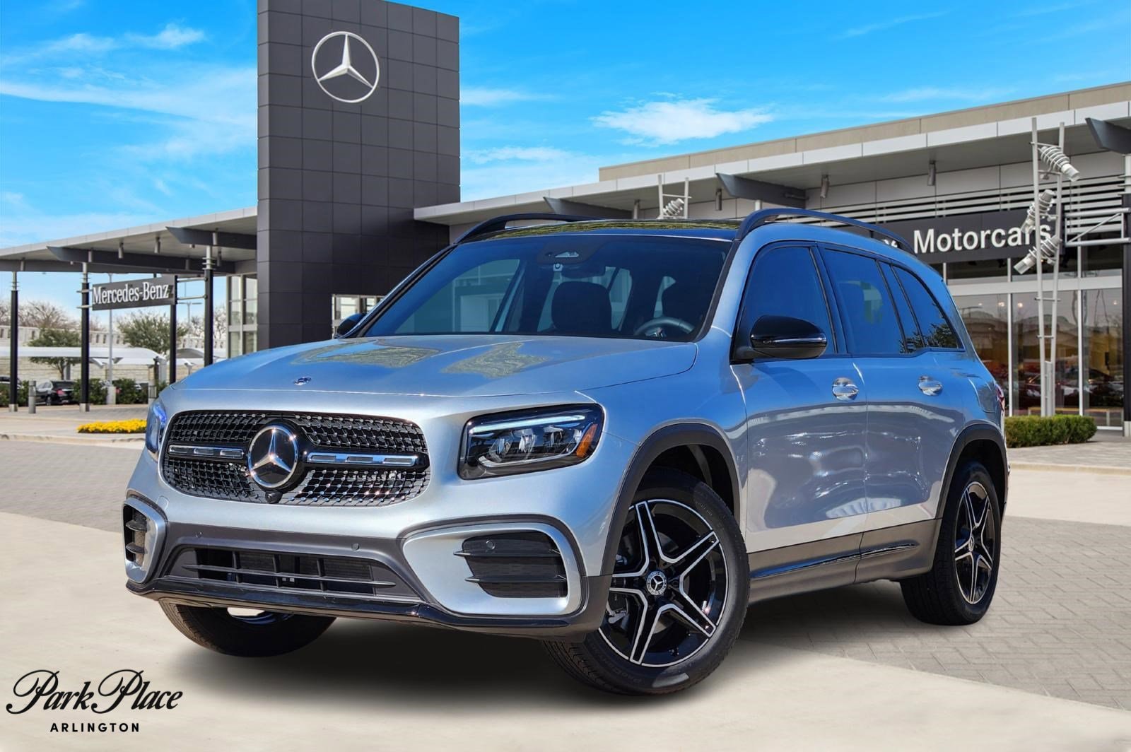 2026 Mercedes-Benz GLB GLB 250's photo