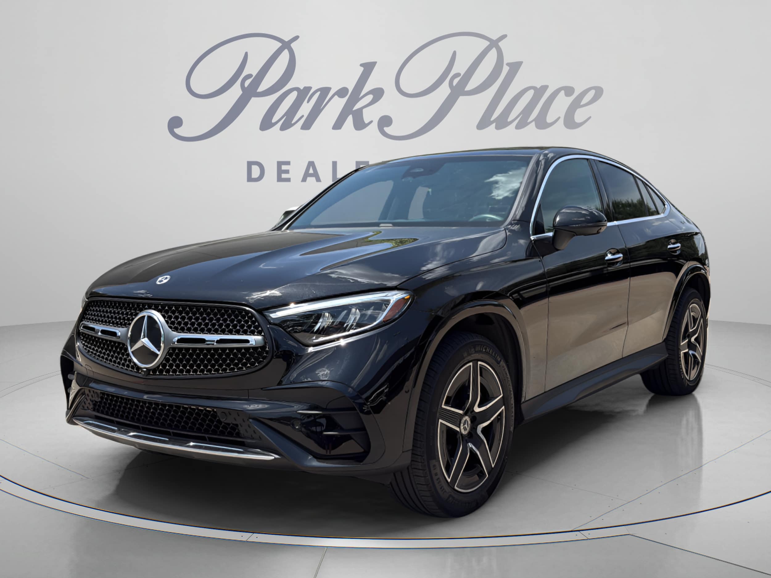 2025 Mercedes-Benz GLC