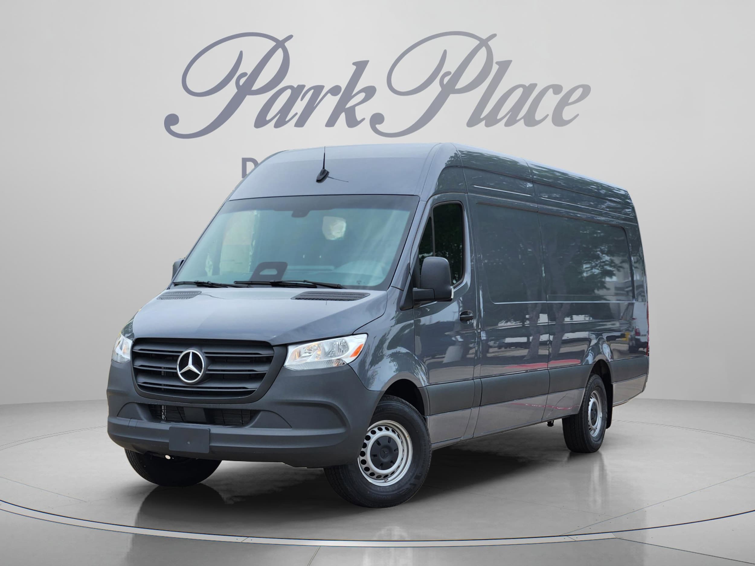 2025 Mercedes-Benz Sprinter 2500 170 Ext WB HO High Roof's photo