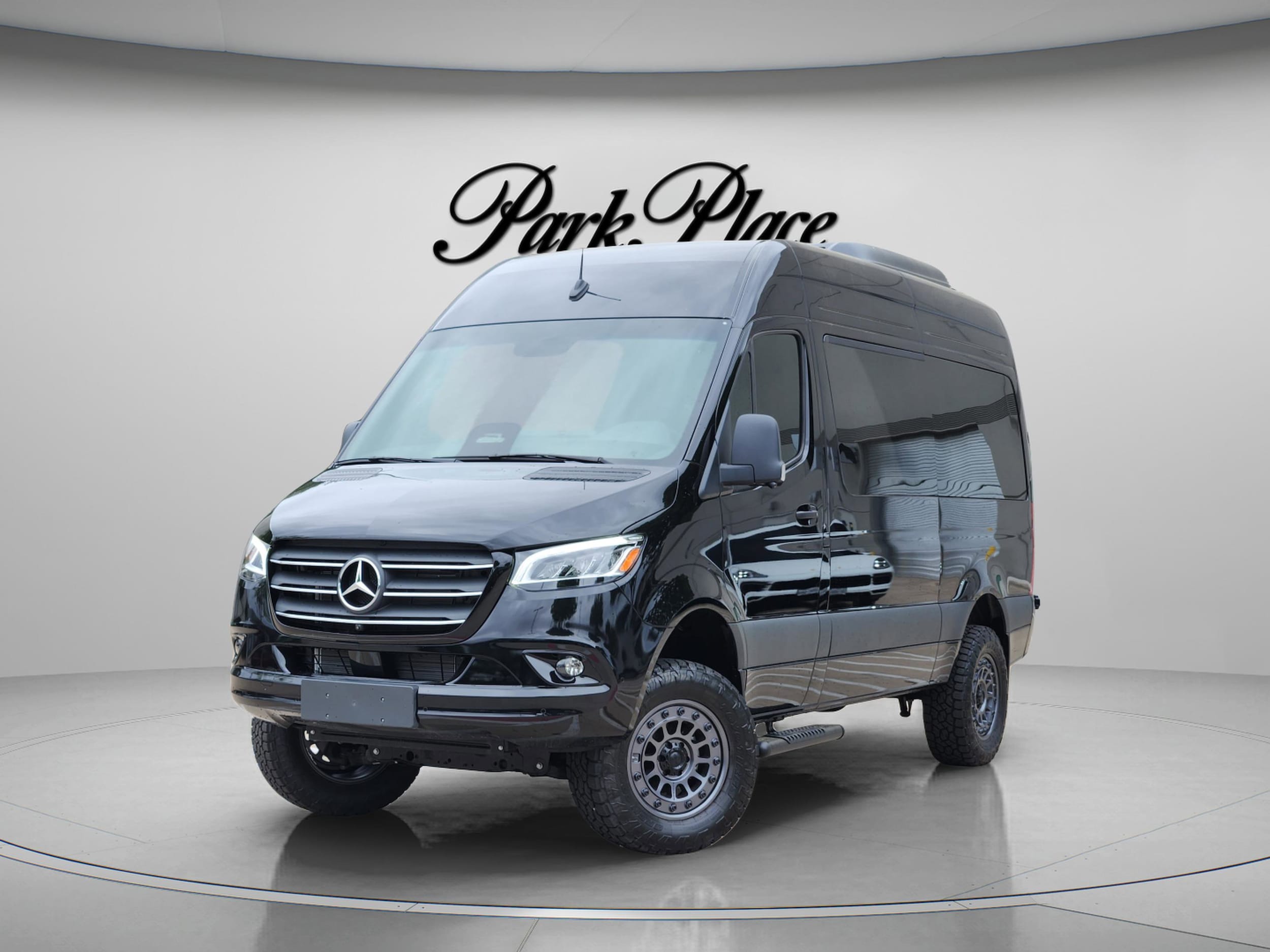2025 Mercedes-Benz Sprinter 2500 144 WB HO 4x4's photo