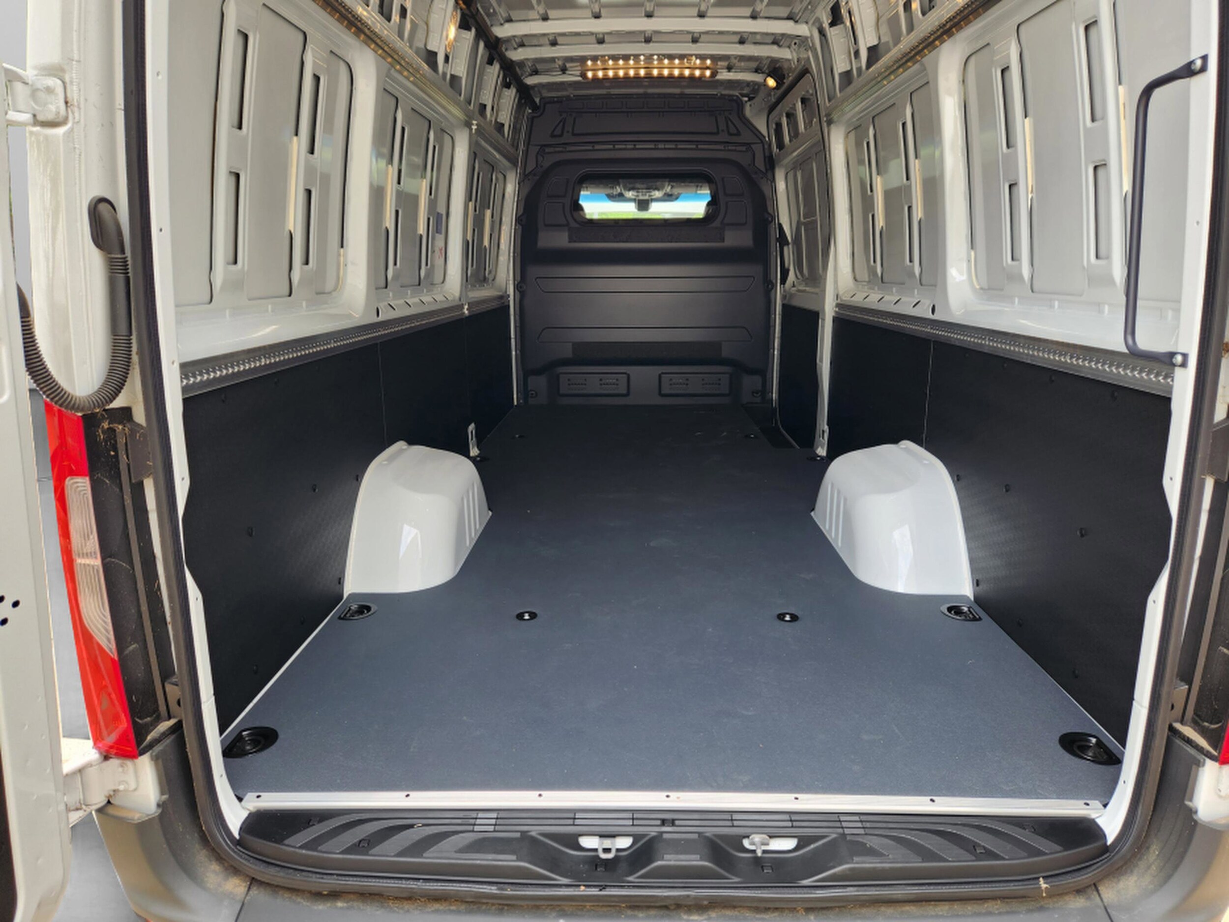 2025 Mercedes-Benz Sprinter Cargo Van Base - Photo 30