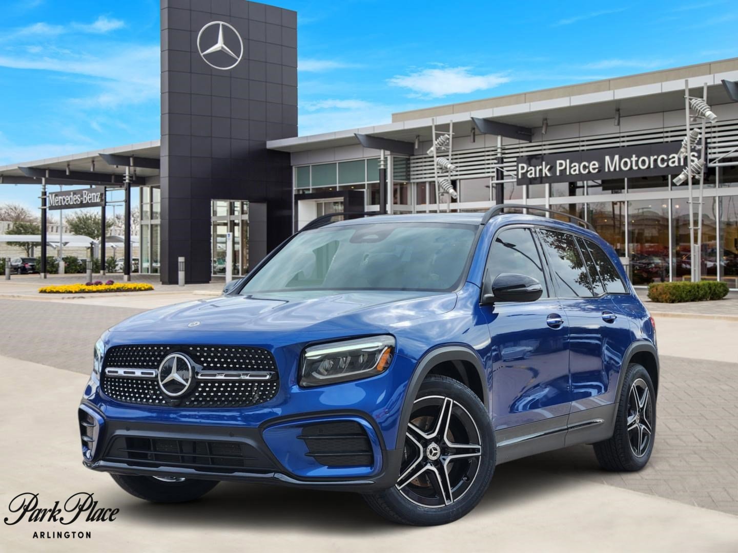 2024 Mercedes-Benz GLB Base's photo
