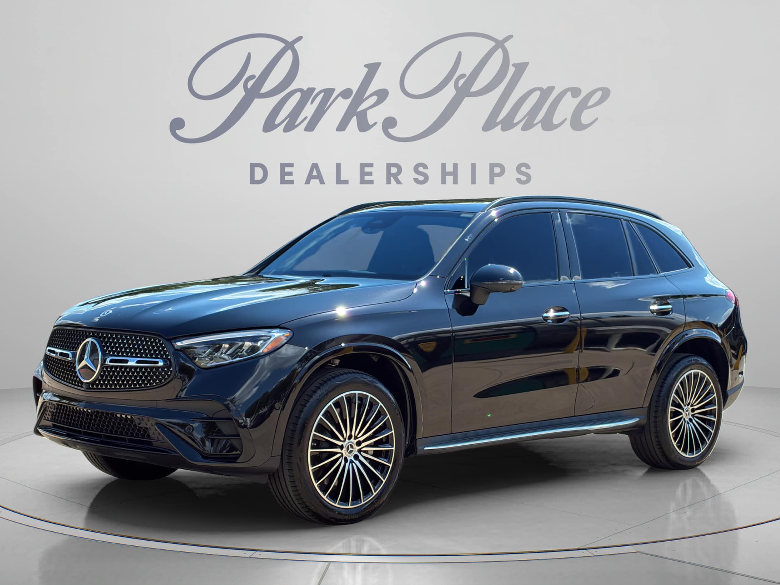 2026 Mercedes-Benz GLC Base