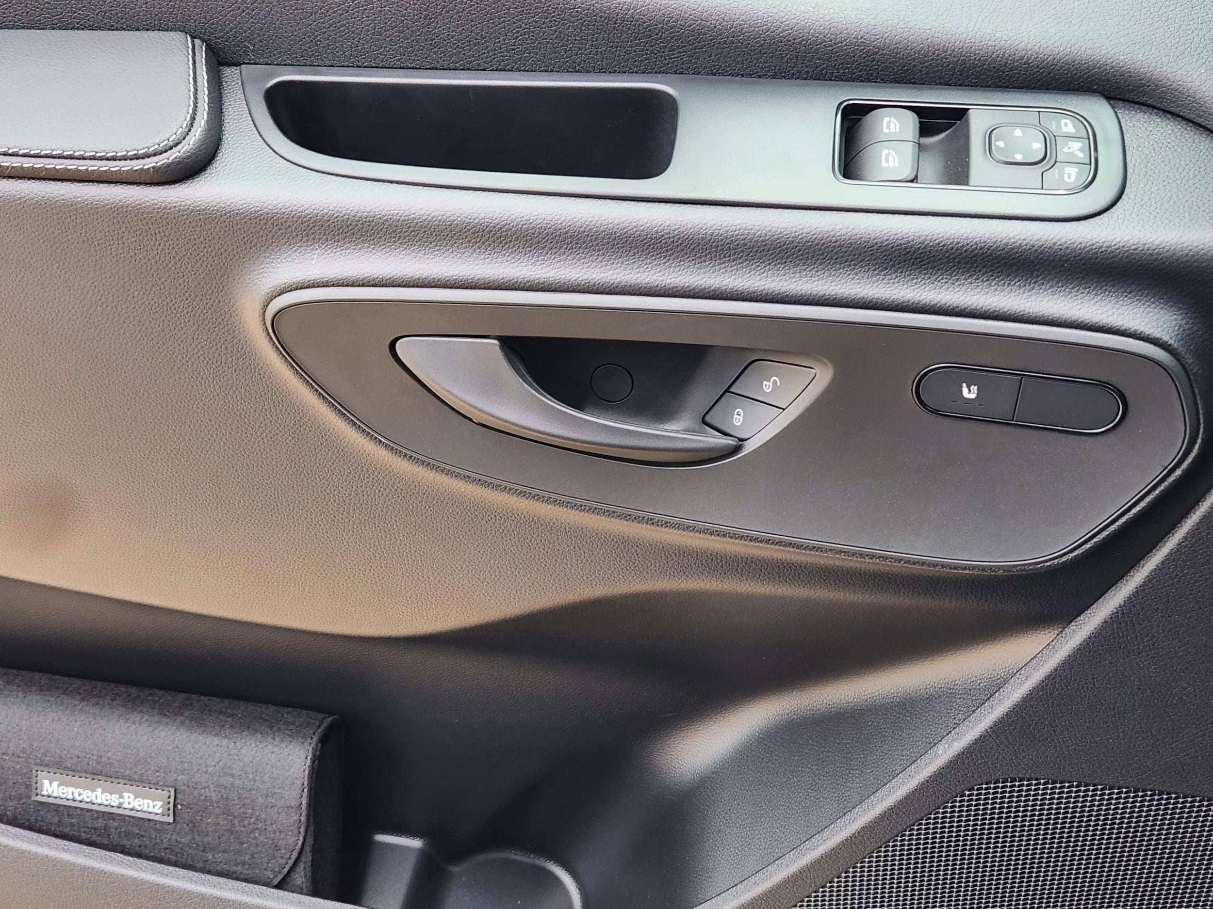 2025 Mercedes-Benz Sprinter Cargo Van Base - Photo 17
