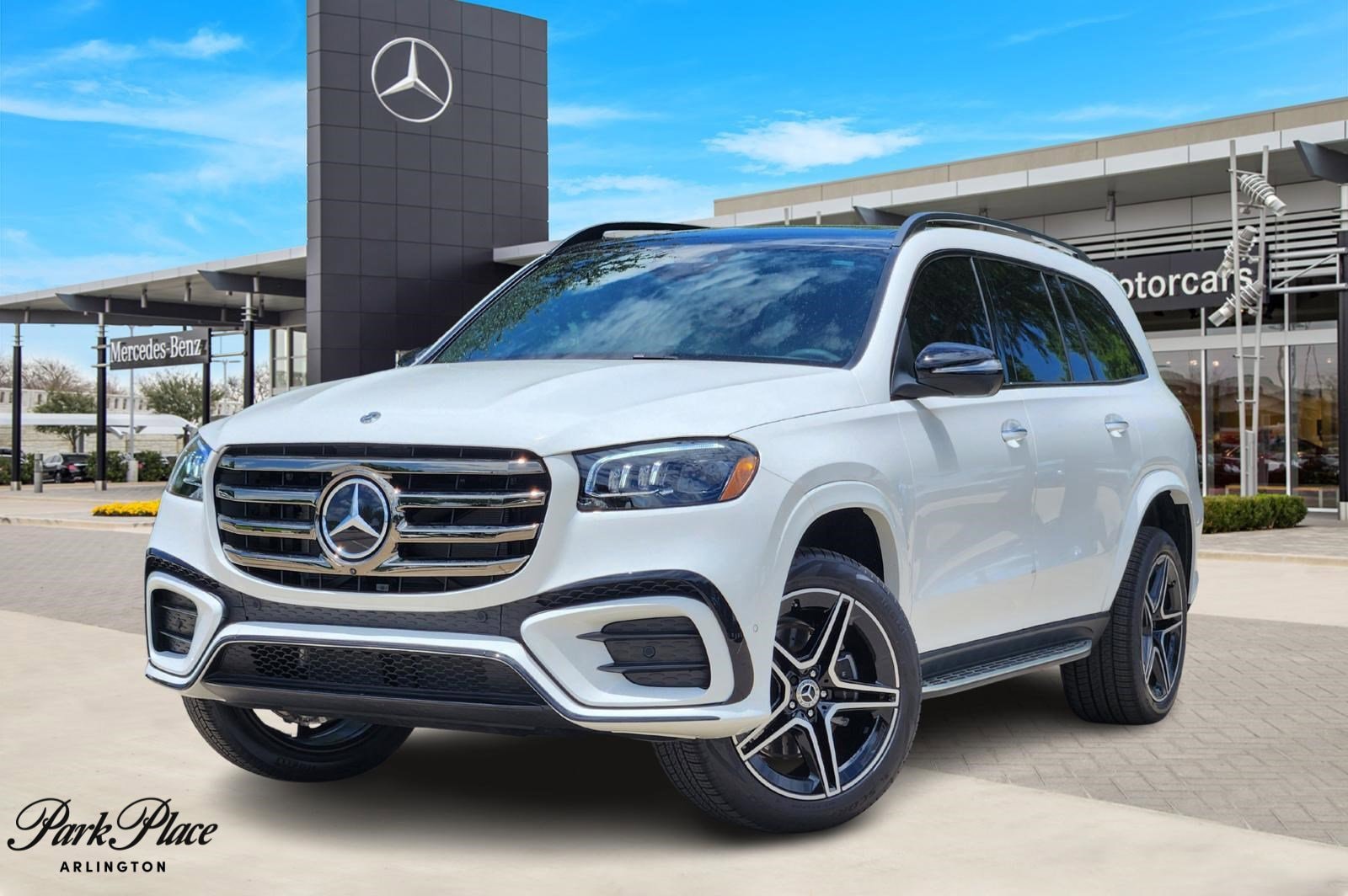 2025 Mercedes-Benz GLS Base's photo