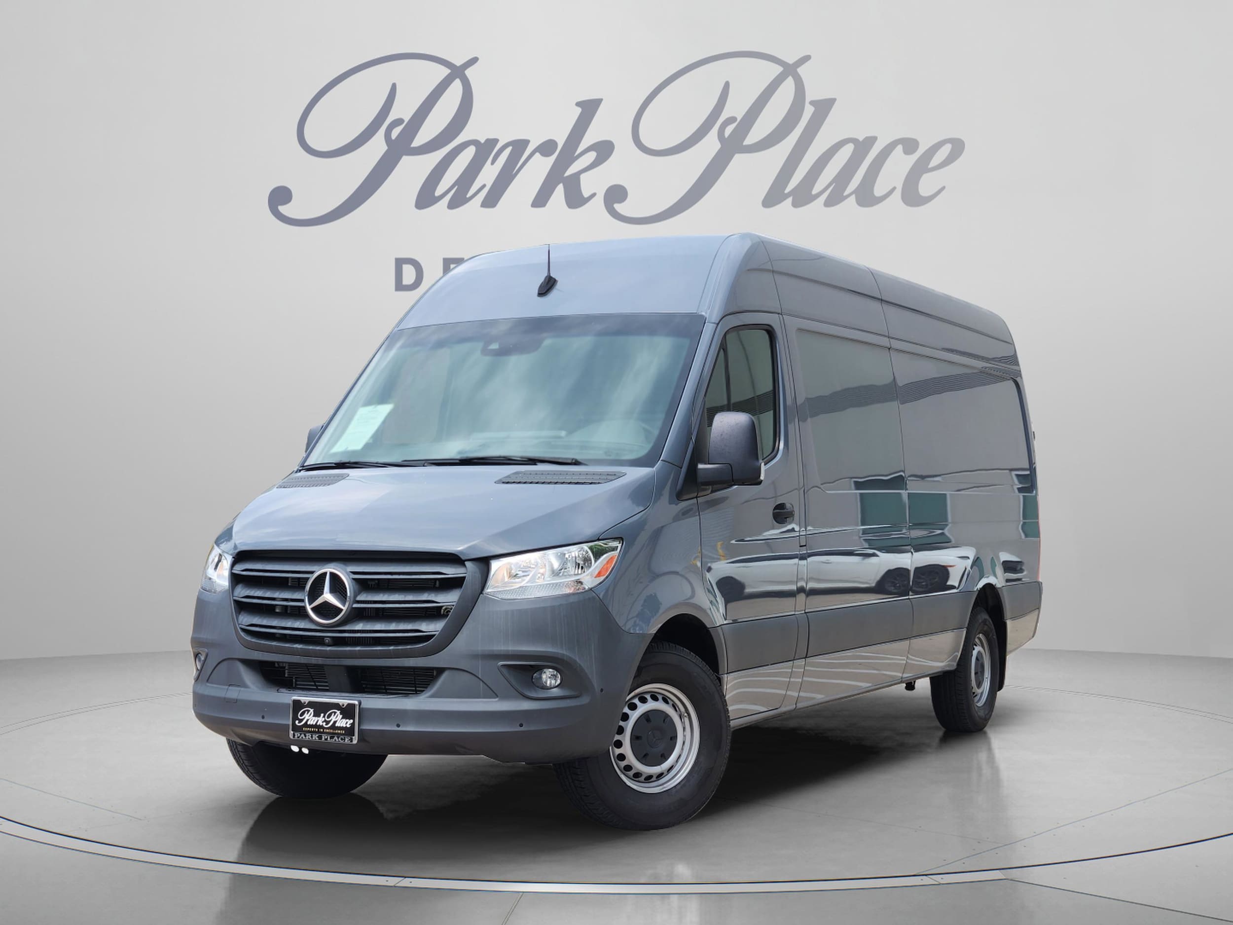 2023 Mercedes-Benz Sprinter 2500 Gas 170 WB High Roof's photo