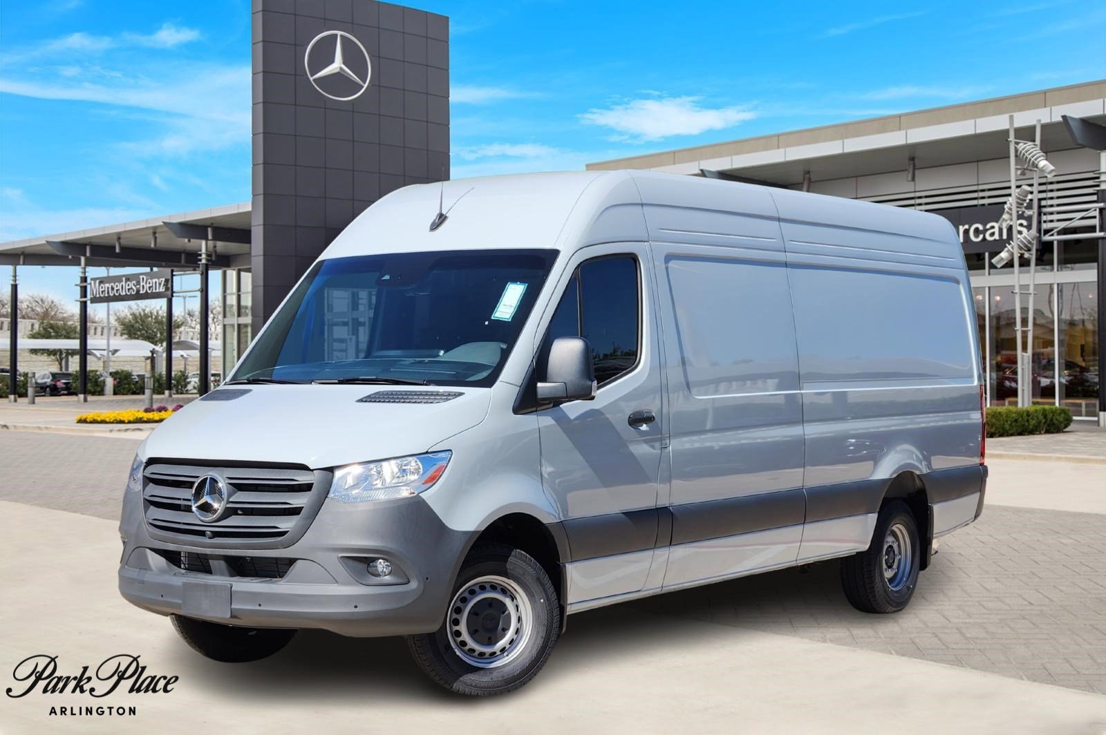2024 Mercedes-Benz Sprinter Cargo Van Base's photo