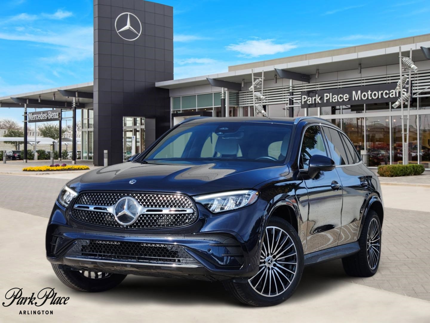 2024 Mercedes-Benz GLC GLC 300's photo