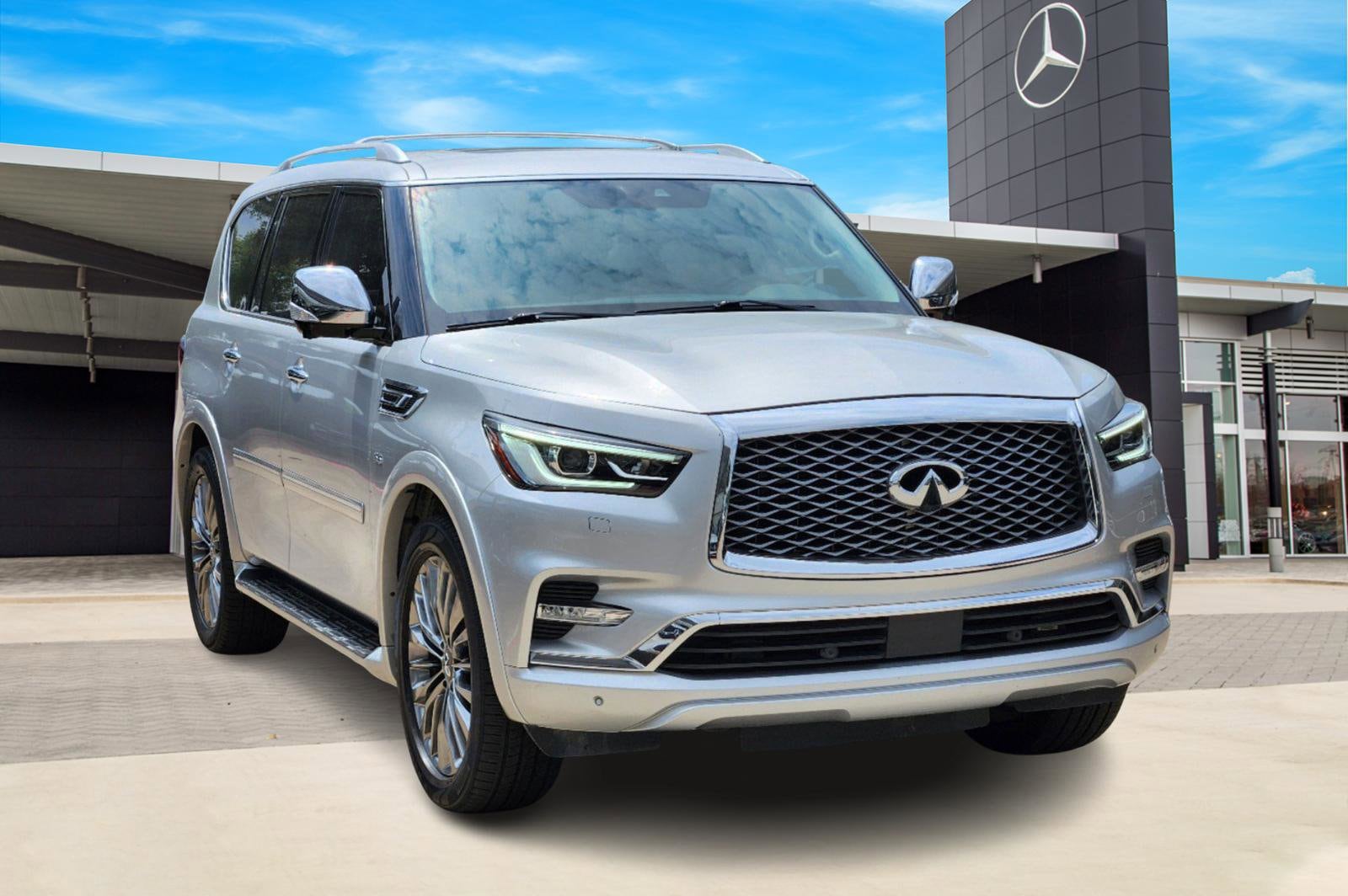 Used 2018 INFINITI QX80 Base with VIN JN8AZ2NF5J9661785 for sale in Arlington, TX