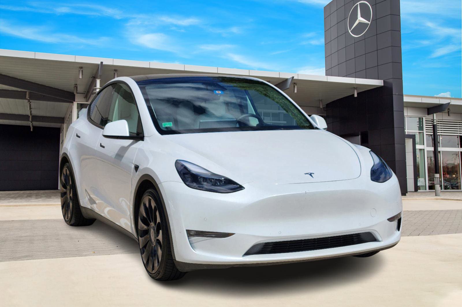 Used 2022 Tesla Model Y Performance with VIN 7SAYGDEF5NF399566 for sale in Arlington, TX