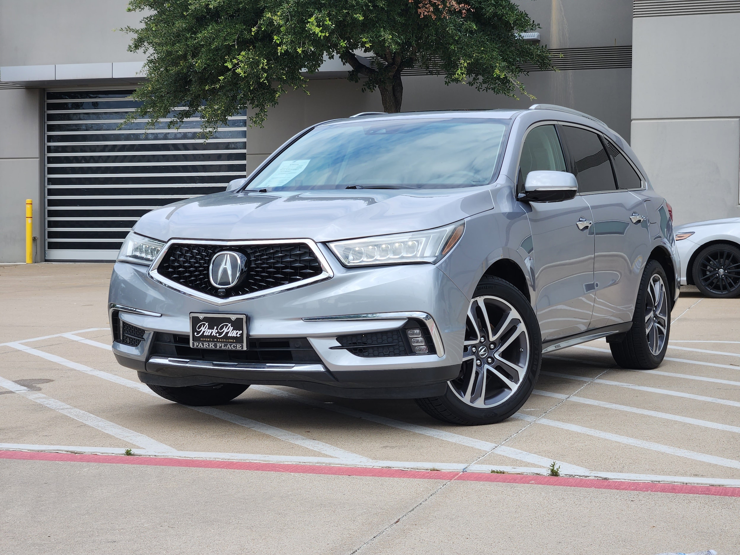 2017 Acura MDX SH-AWD w/Advance Package's photo