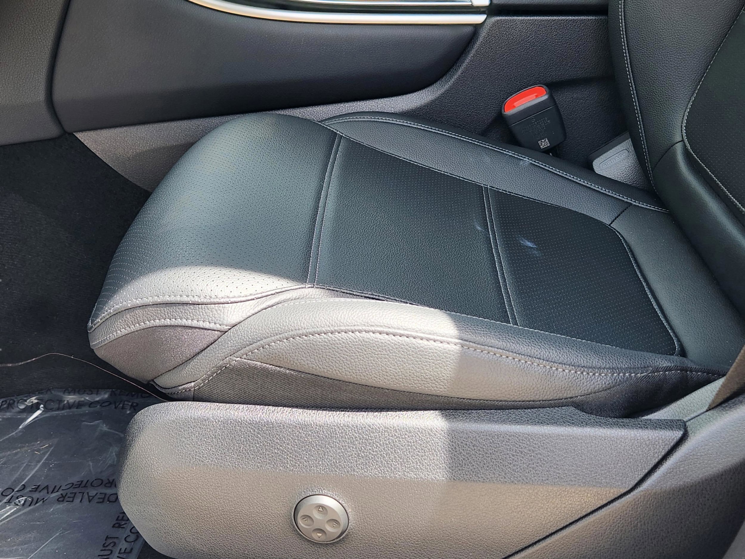 2025 Mercedes-Benz GLC Base - Photo 15