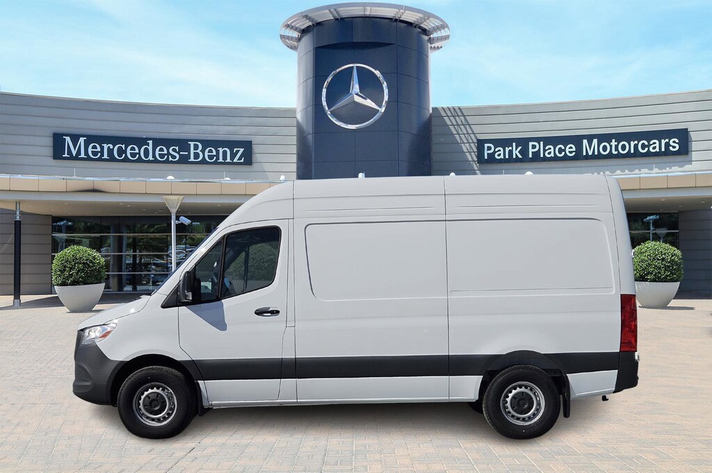 New 2025 Mercedes-Benz Sprinter 2500 Standard Roof 4-Cyl Diesel Van Cargo Van