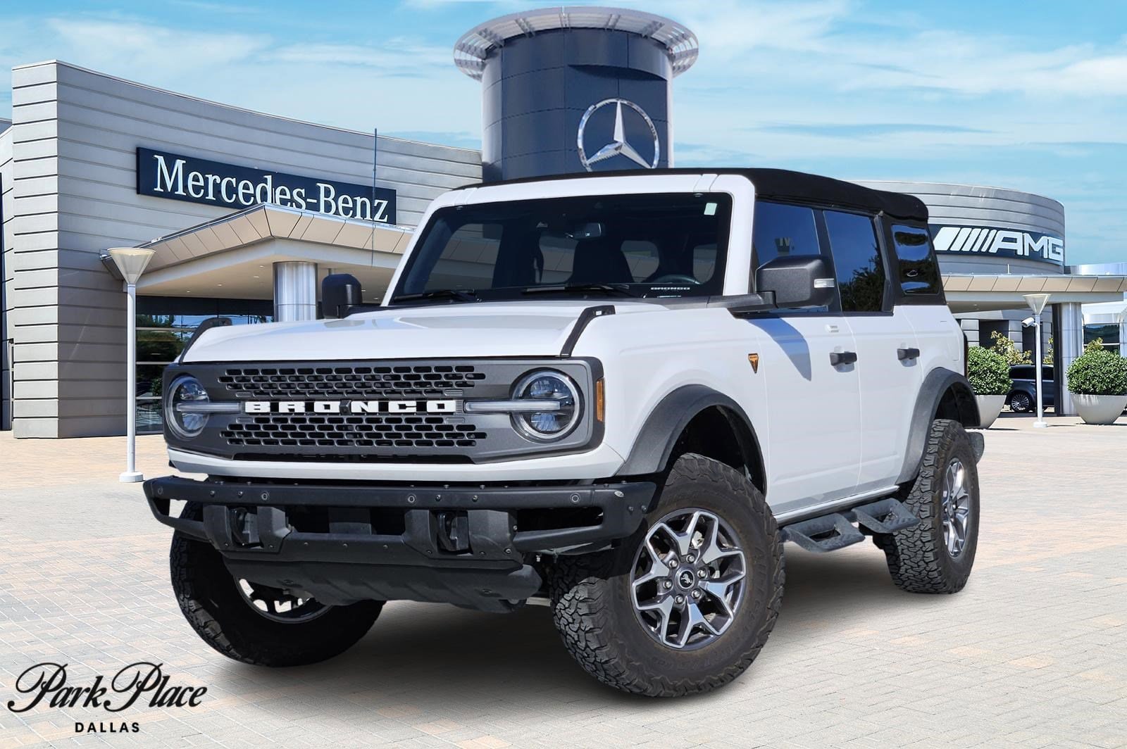 2023 Ford Bronco 4-Door Badlands's photo