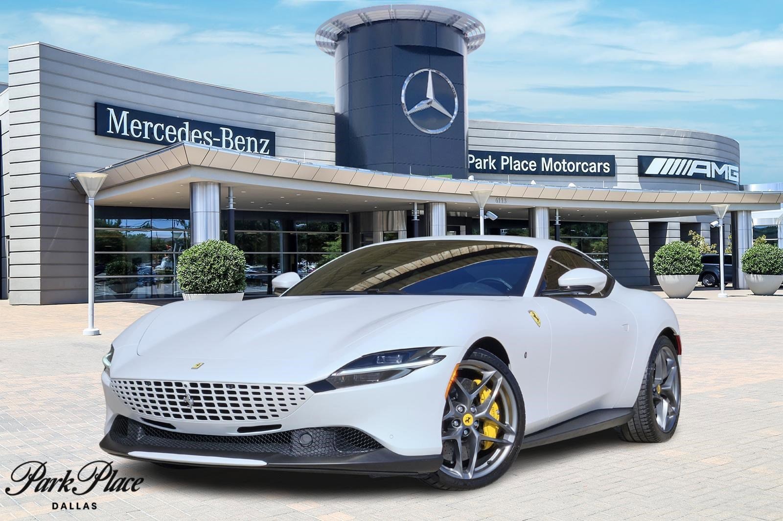 2022 Ferrari Roma Base