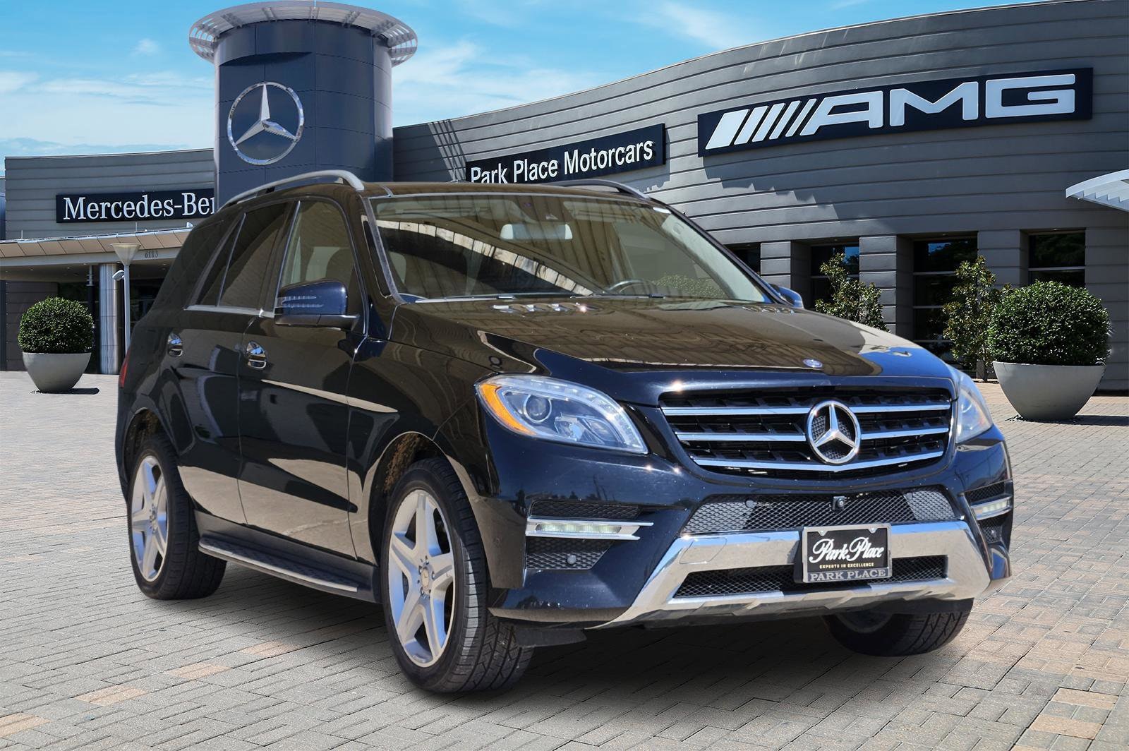 Used 2015 Mercedes-Benz M-Class ML400 with VIN 4JGDA5GB6FA577472 for sale in Dallas, TX