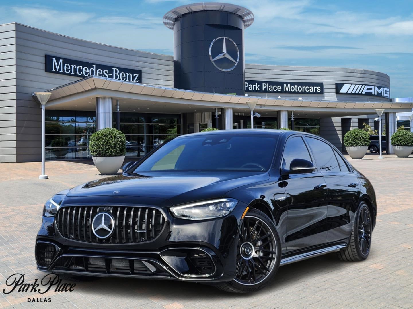 2025 Mercedes-Benz S-Class S 63's photo