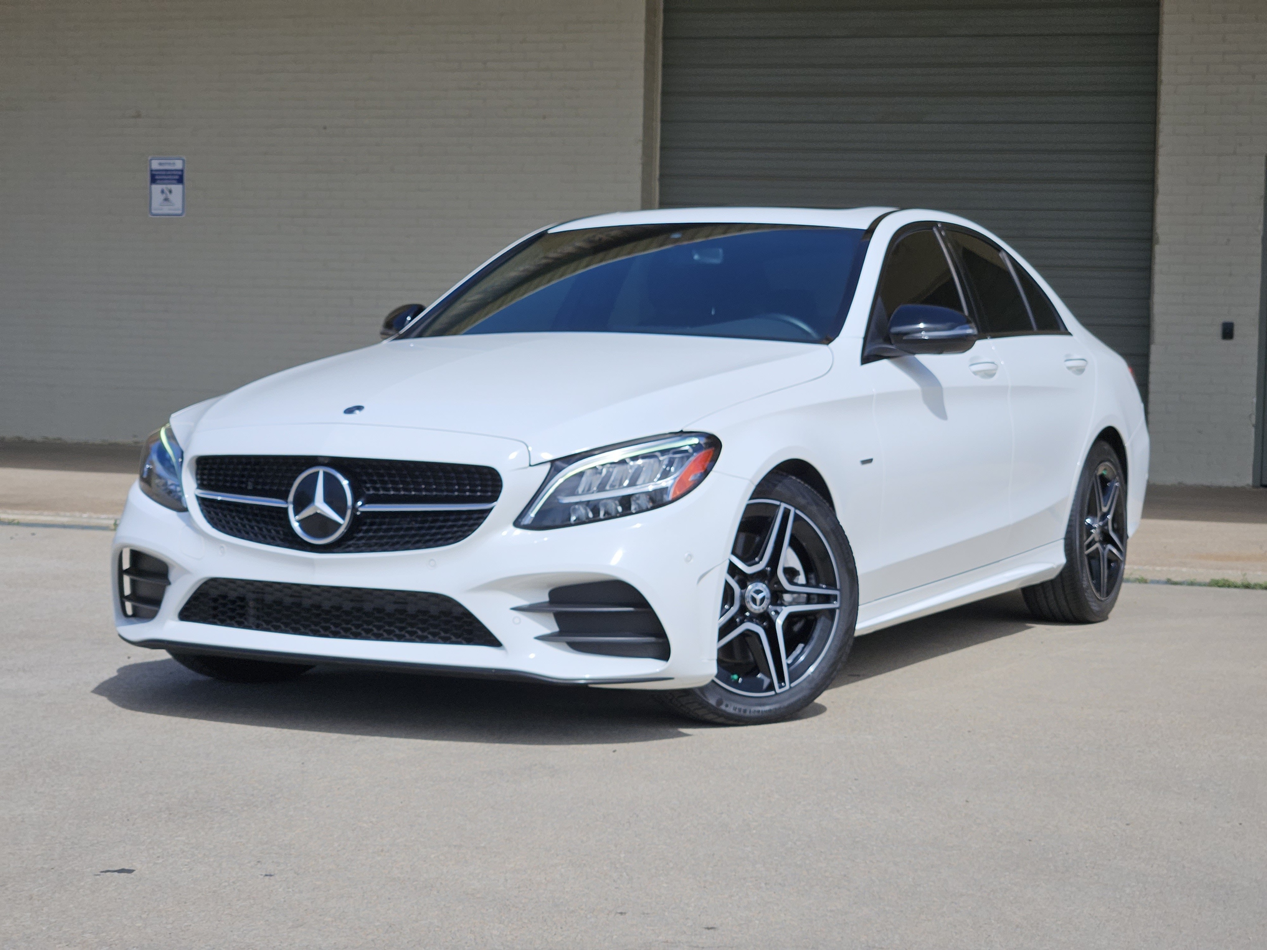 2021 Mercedes-Benz C-Class C300's photo