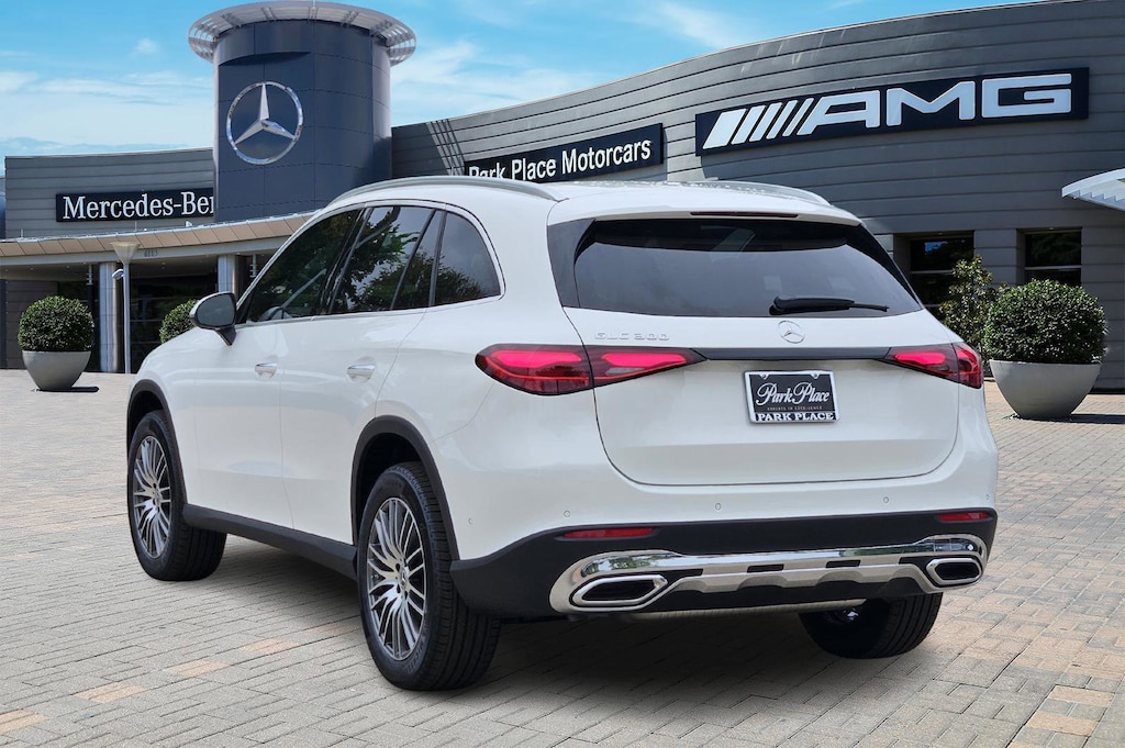 New 2026 Mercedes-Benz GLC 300  SUV