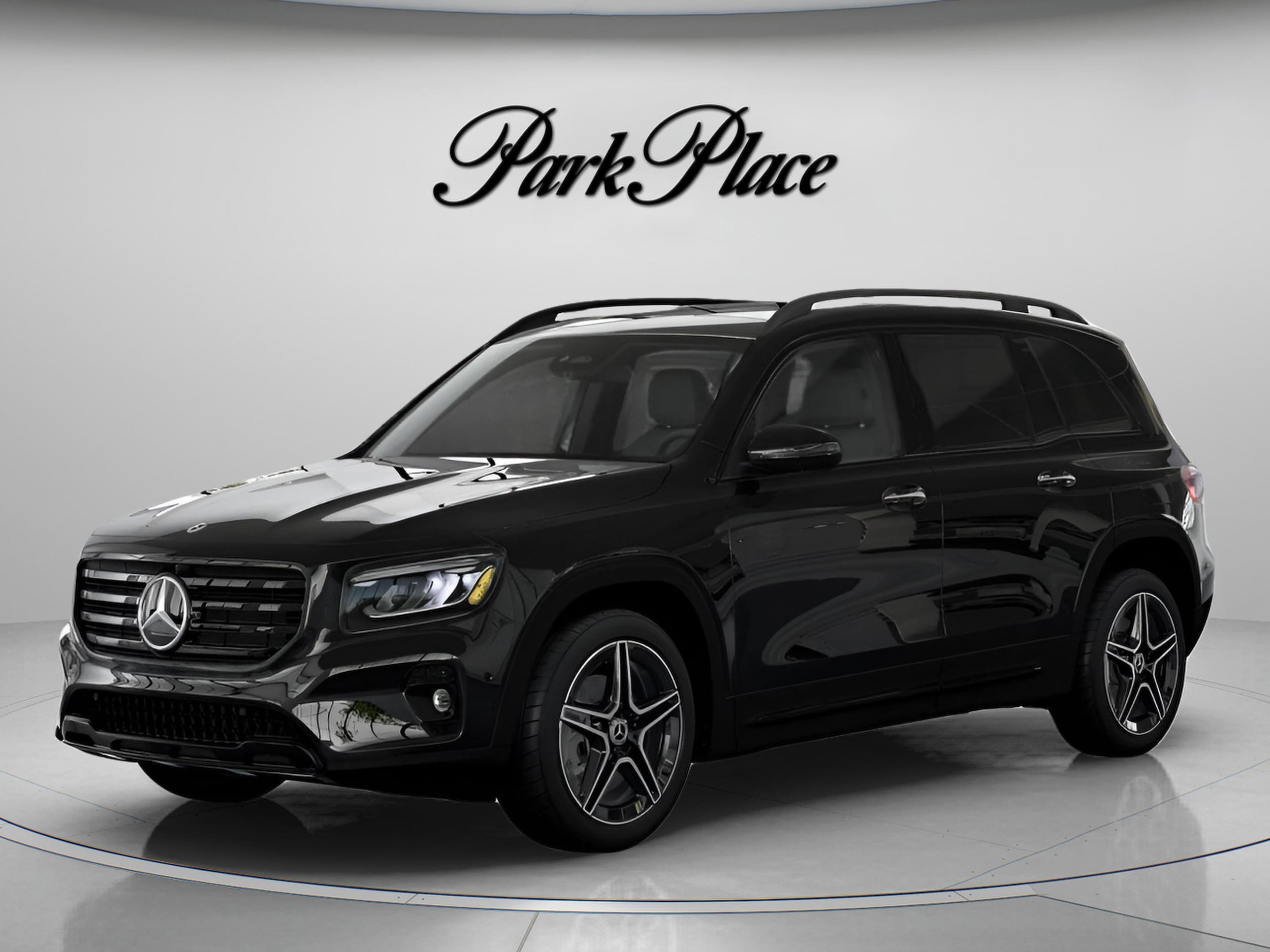 2026 Mercedes-Benz GLB GLB 250's photo
